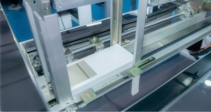 Automatic Cover Box Assembly Machine 220V 850kg 1 Year Warranty CN Origin